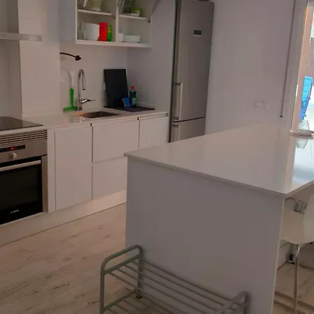 Espectacular En Primera Linea De Mar Con Acceso Directo A La Playa, Piscina Y Zonas Familiares - Es-9-163 公寓